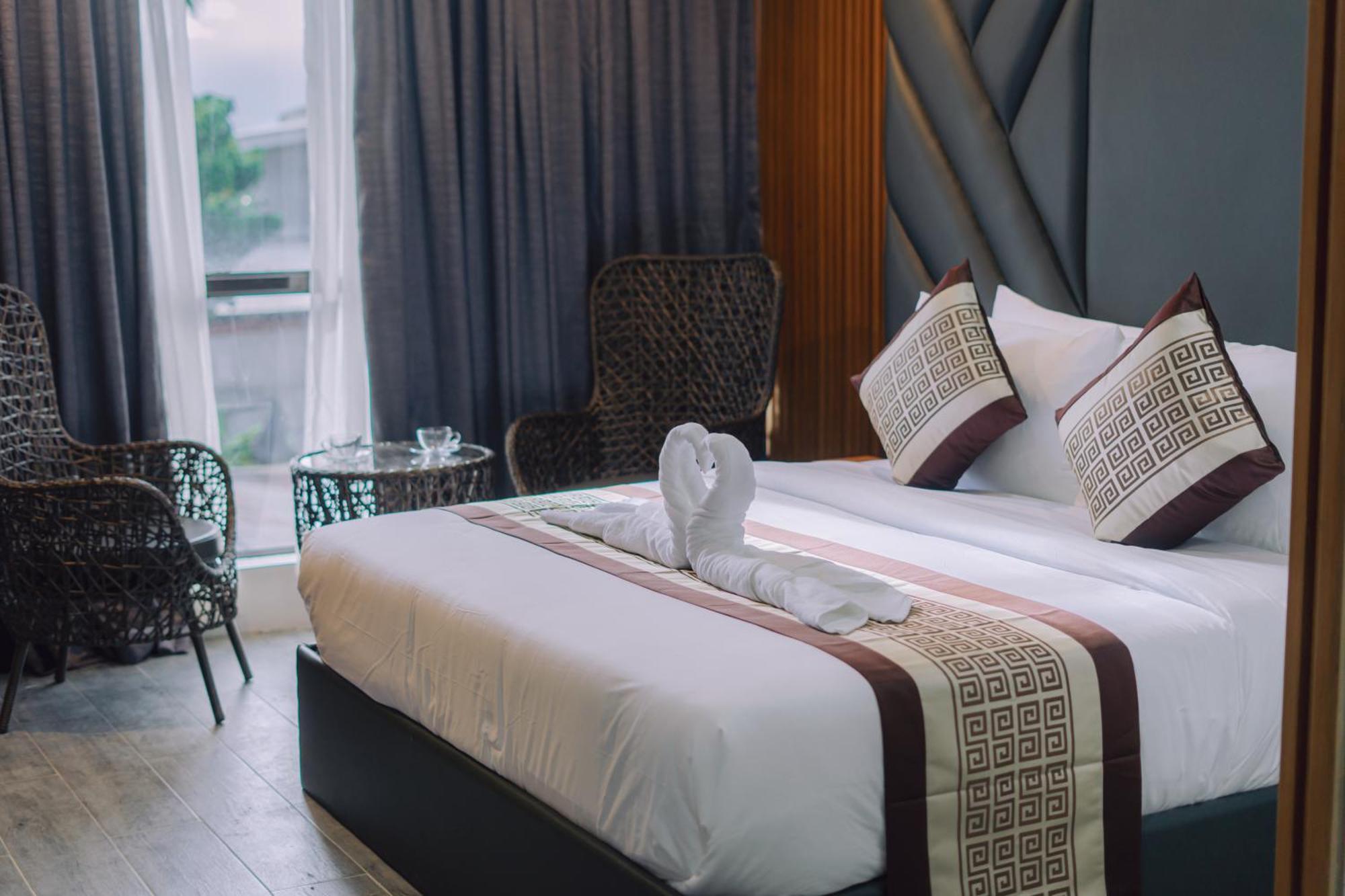 Shine Boutique Hotel Tagum Exterior photo